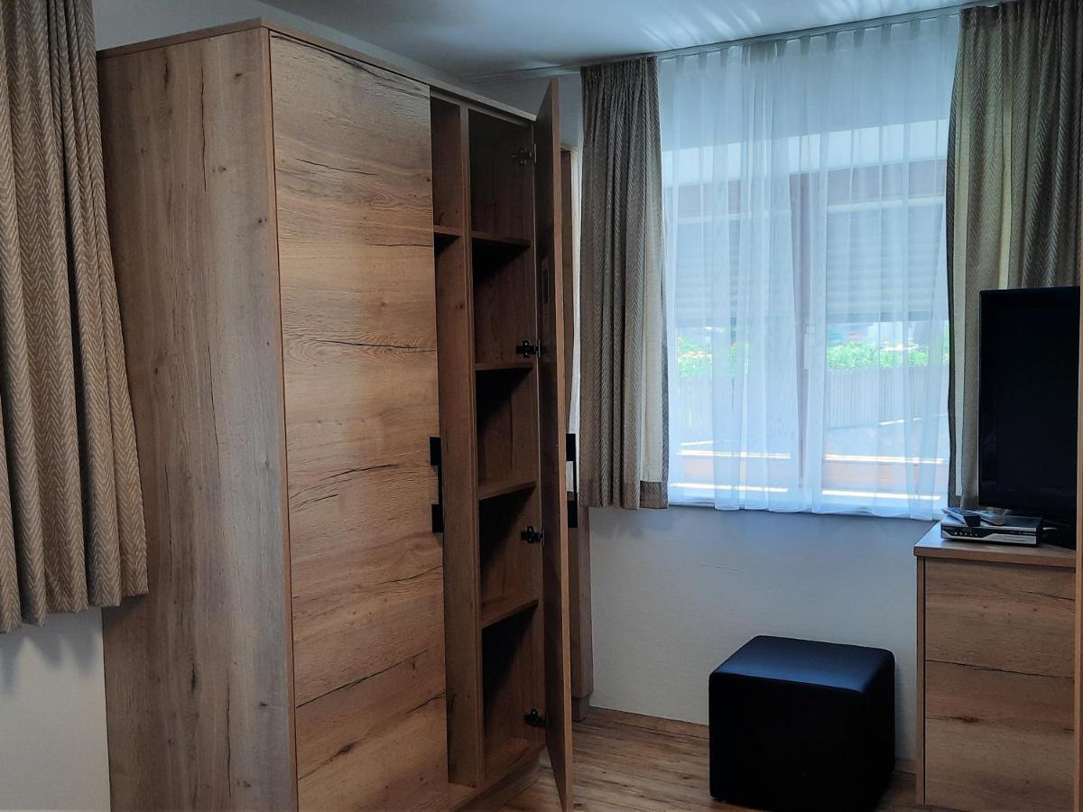 Alblerhof Apartment Pfunds Bagian luar foto
